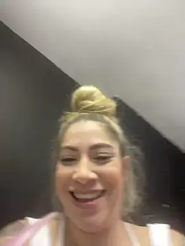 viktoria davis  online show from March 11, 9:37 pm