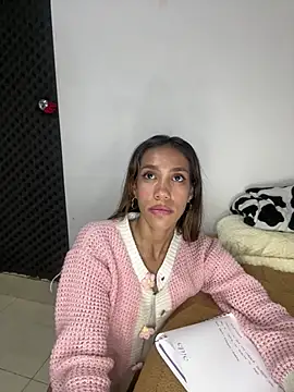 zoe storm online show from March 8, 3:50 am