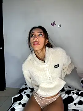 zoe storm online show from December 3, 11:36 pm