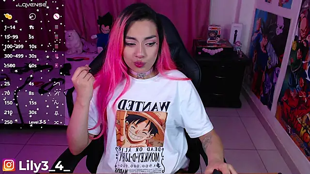 Snapshot of lily3_4 chatting on January 30, 9:15 am lily3 4 online show from January 30, 9:15 am