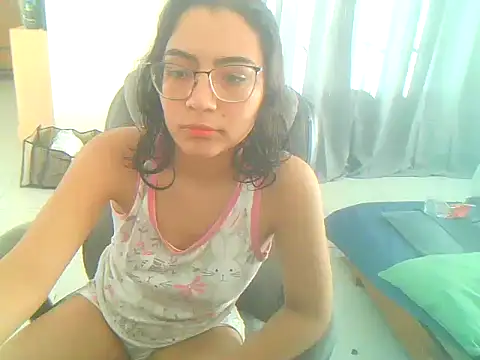 minipam online show from November 21, 8:40 pm