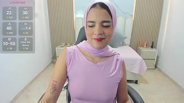 Zulema hamdi online show from April 4, 11:51 am