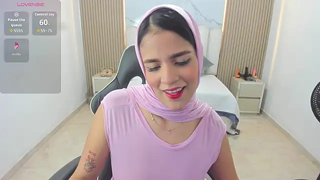 Zulema hamdi online show from April 10, 11:59 am