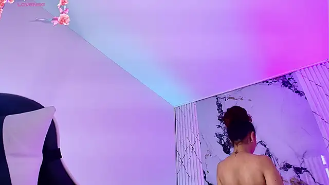 DalayMoore online show from September 10, 4:40 pm