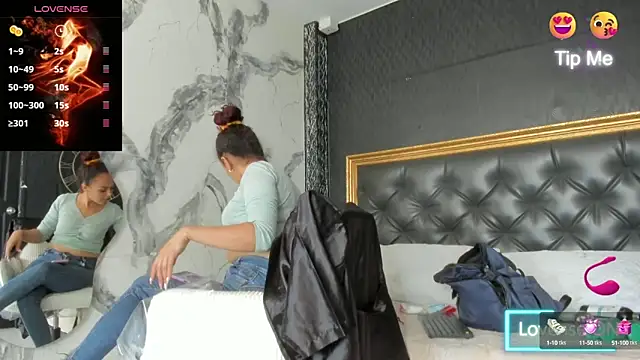 DalayMoore online show from September 25, 7:39 pm