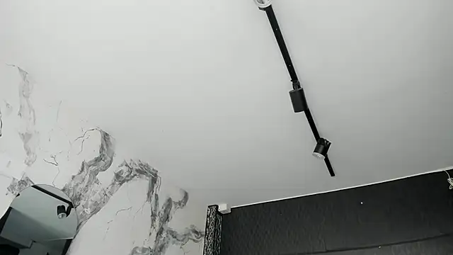 DalayMoore online show from September 27, 8:03 pm