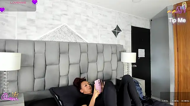 DalayMoore online show from May 23, 8:13 pm
