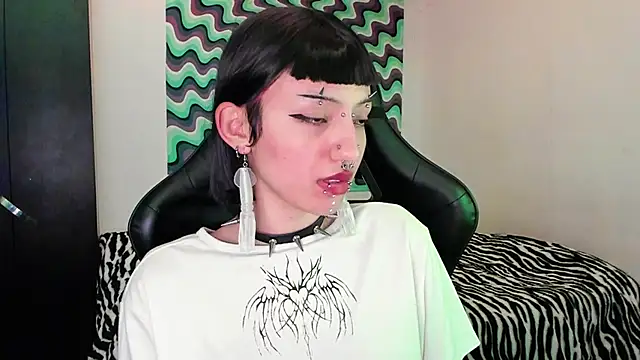 roxy toxic online show from March 15, 3:07 am