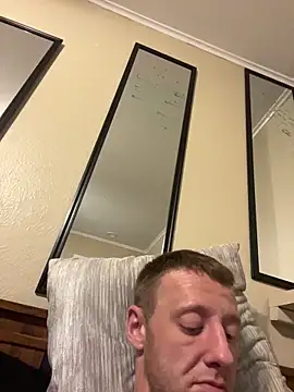 biggzee6 online show from October 29, 5:31 am