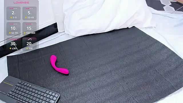 ValeriaOrtega online show from February 7, 2:47 pm