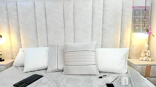 im helina online show from February 26, 6:21 pm