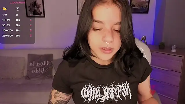 Nicole Foxx  online show from March 27, 7:57 pm