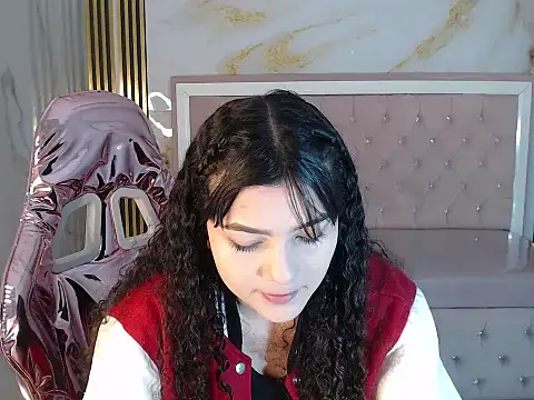 shalon diaz s online show from March 7, 1:18 pm