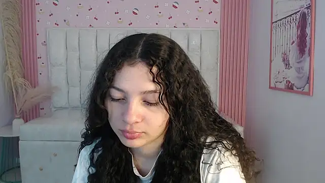 shalon diaz s online show from November 27, 1:13 pm