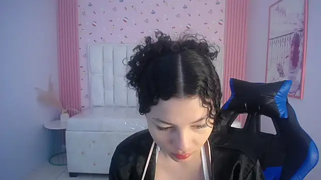 Snapshot of shalon_diaz_s chatting on January 19, 1:04 pm shalon diaz s online show from January 19, 1:04 pm