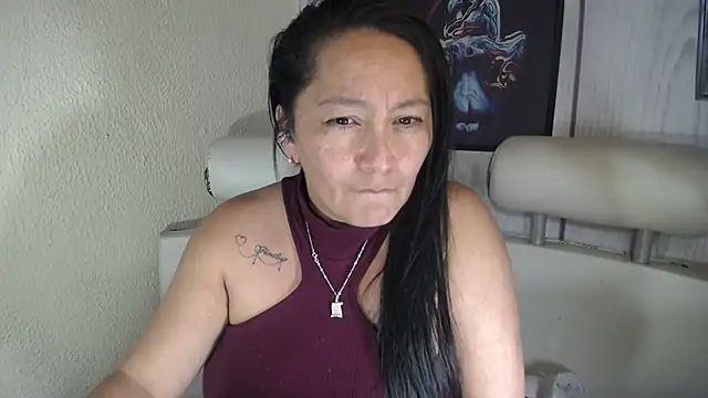 Snapshot of JULIANAWET69 chatting on January 12, 4:10 am JULIANAWET69 online show from January 12, 4:10 am