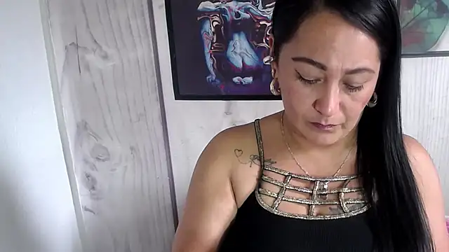 JULIANAWET69 online show from November 10, 6:18 pm