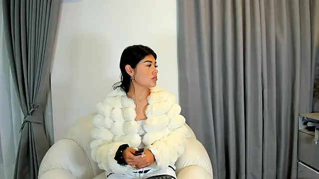 1lubonnie online show from February 18, 1:54 am