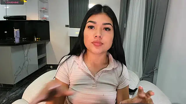 1lubonnie online show from February 26, 4:58 am