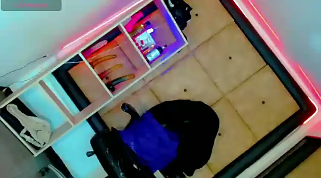 Barbie Latina online show from March 18, 6:03 am