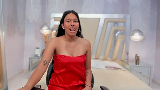 LIA SWAN  online show from February 6, 4:10 am