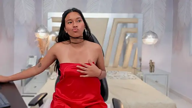 LIA SWAN  online show from February 6, 7:13 am