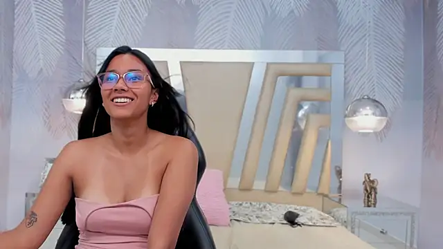 LIA SWAN  online show from February 7, 9:58 am