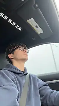 Snapshot of ryan_28747 chatting on February 12, 7:02 pm ryan 28747 online show from February 12, 7:02 pm