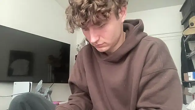 Snapshot of ryan_28747 chatting on March 13, 7:17 pm ryan 28747 online show from March 13, 7:17 pm