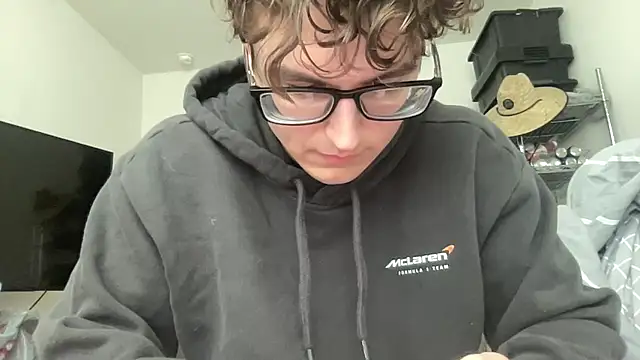 Snapshot of ryan_28747 chatting on March 20, 7:25 pm ryan 28747 online show from March 20, 7:25 pm