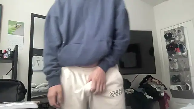 Snapshot of ryan_28747 chatting on November 4, 7:35 pm ryan 28747 online show from November 4, 7:35 pm