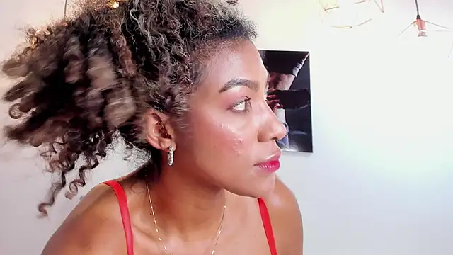 hailey thompsonX online show from February 6, 4:47 pm