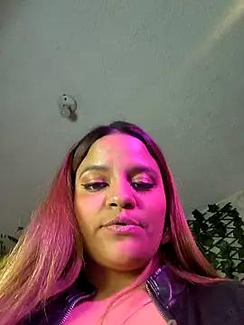 victoria  floyd online show from February 10, 11:23 pm