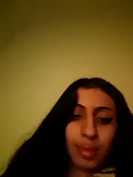 majdolin78 online show from January 18, 8:30 pm