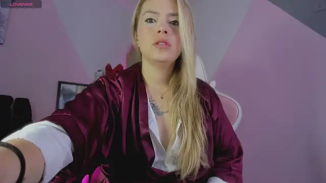 RayaCarr  online show from November 27, 1:57 pm