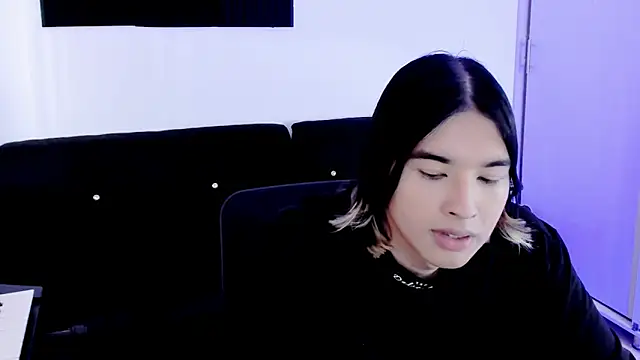 JordiWilld online show from November 20, 3:01 pm