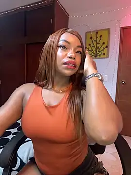 SaraYedid17 online show from December 2, 7:25 am