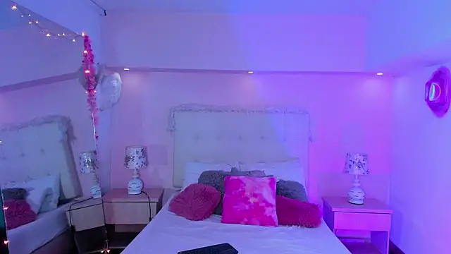 ScarlettDreamss7 online show from March 13, 3:06 pm