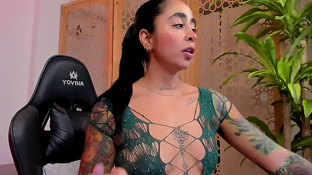 sophierooy22 online show from January 22, 1:53 pm