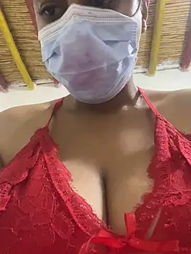 Snapshot of Lola-Sexxx chatting on October 20, 8:26 am Lola-Sexxx online show from October 20, 8:26 am