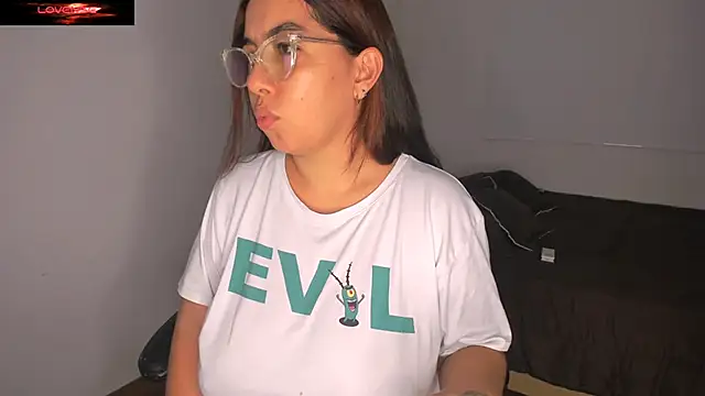 brithany olson25 online show from January 27, 5:25 am