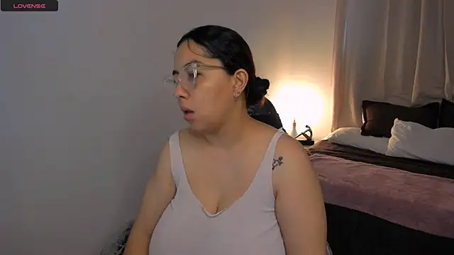 brithany olson25 online show from September 15, 11:54 am