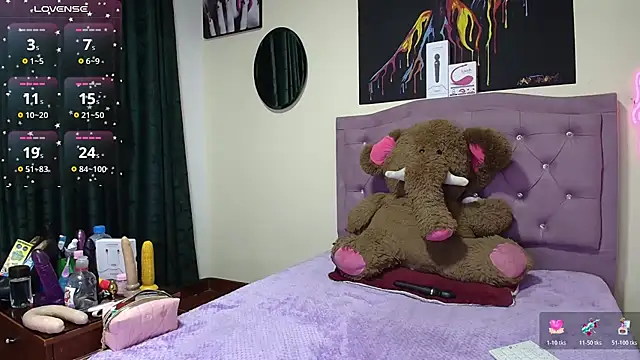 Emmie Hot online show from March 20, 11:48 am