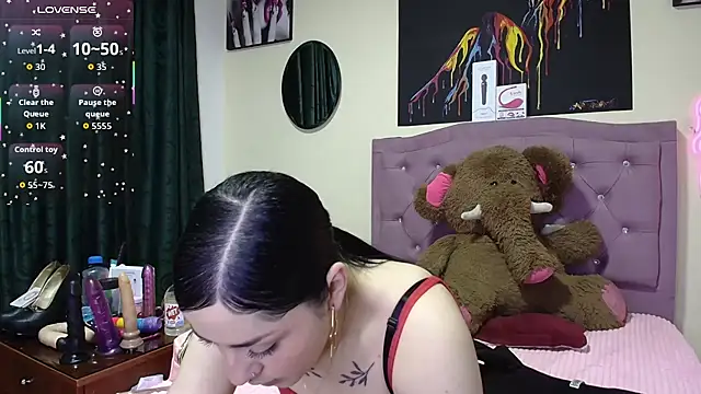 Emmie Hot online show from April 1, 11:44 am