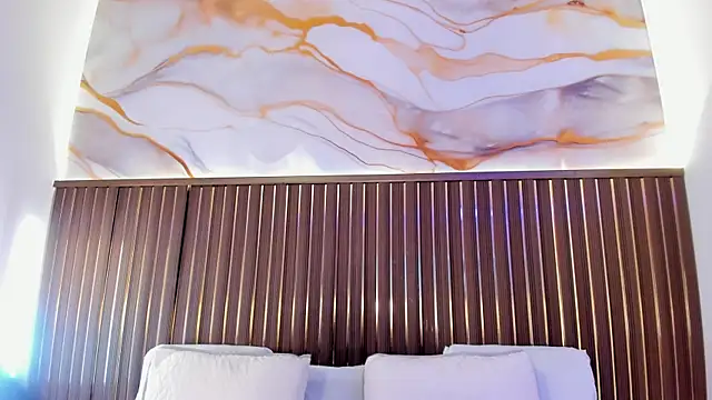 elevensky online show from December 20, 9:33 pm