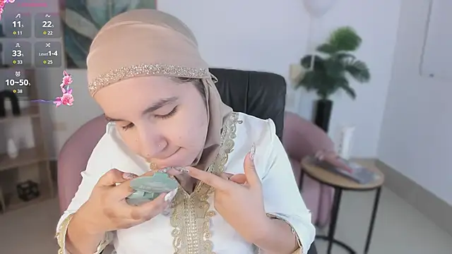 Ayha khalaf online show from September 26, 1:09 am