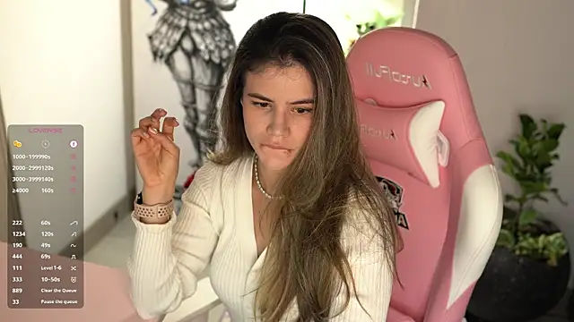 Snapshot of tatiana__cortes18 chatting on April 5, 8:50 pm tatiana cortes18 online show from April 5, 8:50 pm