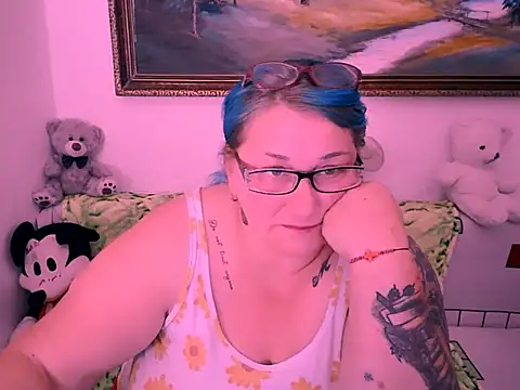 mayamayx online show from October 5, 7:12 pm