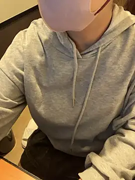 ran xx x online show from December 4, 4:16 pm