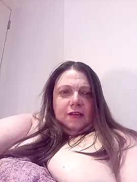 HotHornyEmmaX online show from February 18, 5:21 pm